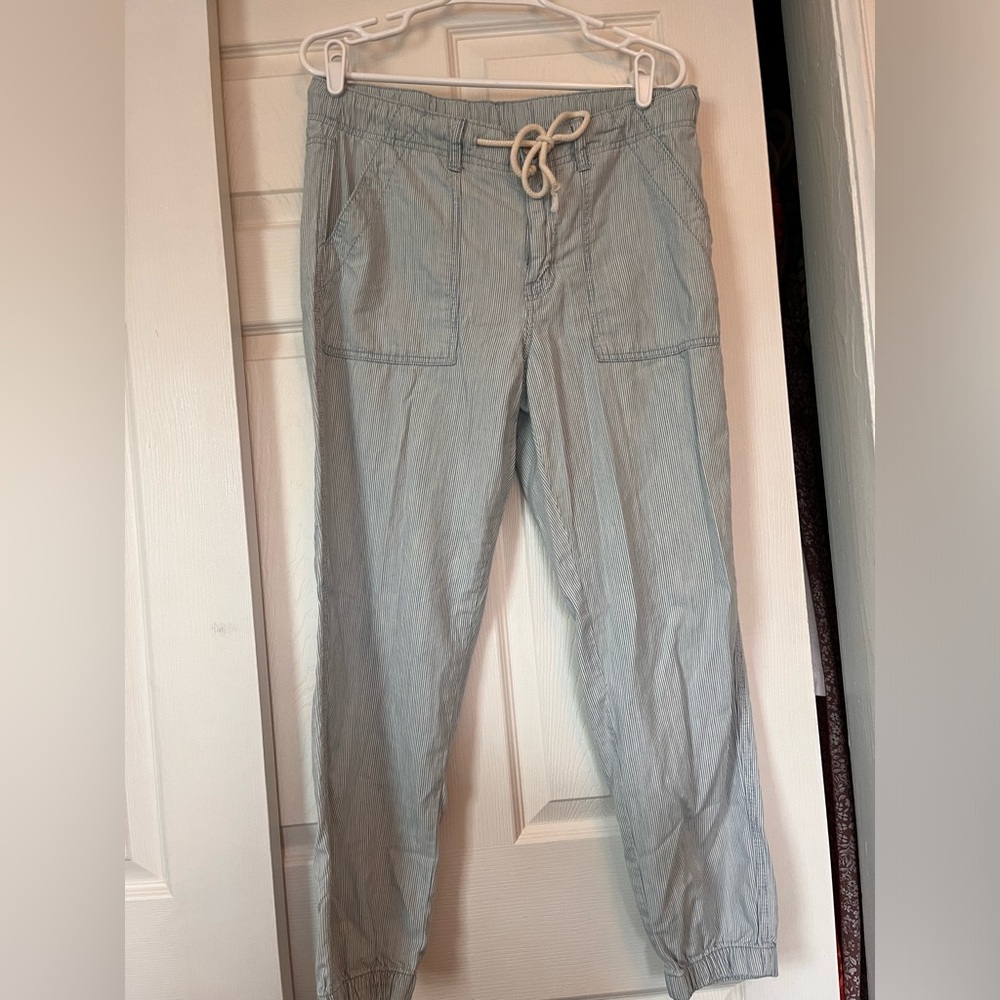 American Eagle Jogger style pant size 10